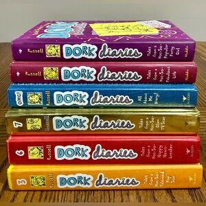 6 DORK DIARIES hardcover books set